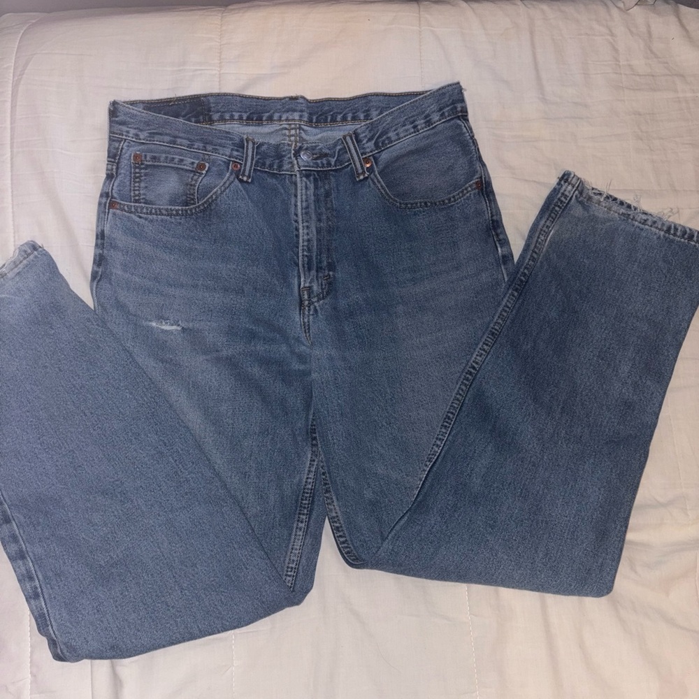 Levi's midrise Women's Boyfriend Jeans in Classic Blue